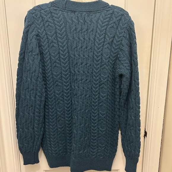 ARAN CRAFTS BLUE GREEN MERINO WOOL CABLE KNIT BUTTON UP V-NECK CARDIGAN SWEATER - Picture 6 of 7